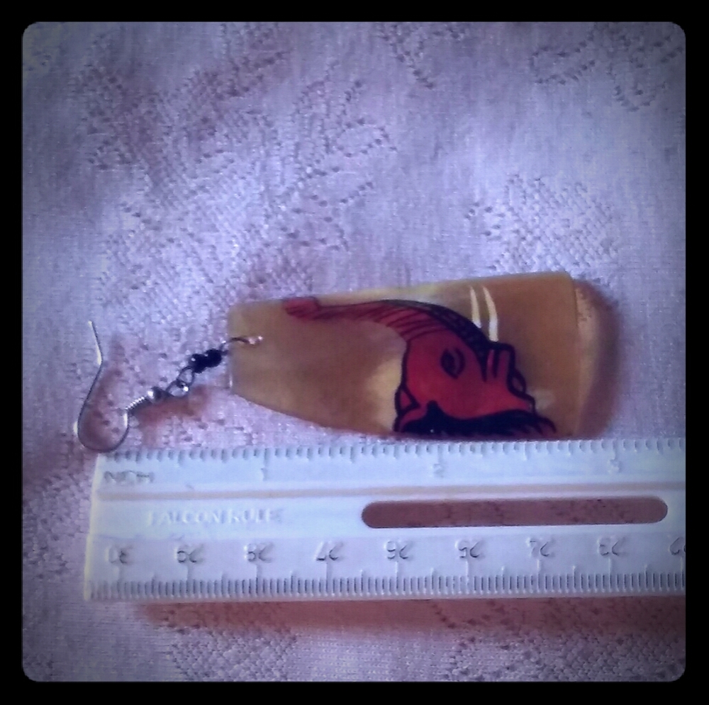 Vintage Shell Handpainted Elephant Dangle Earrings - image 8